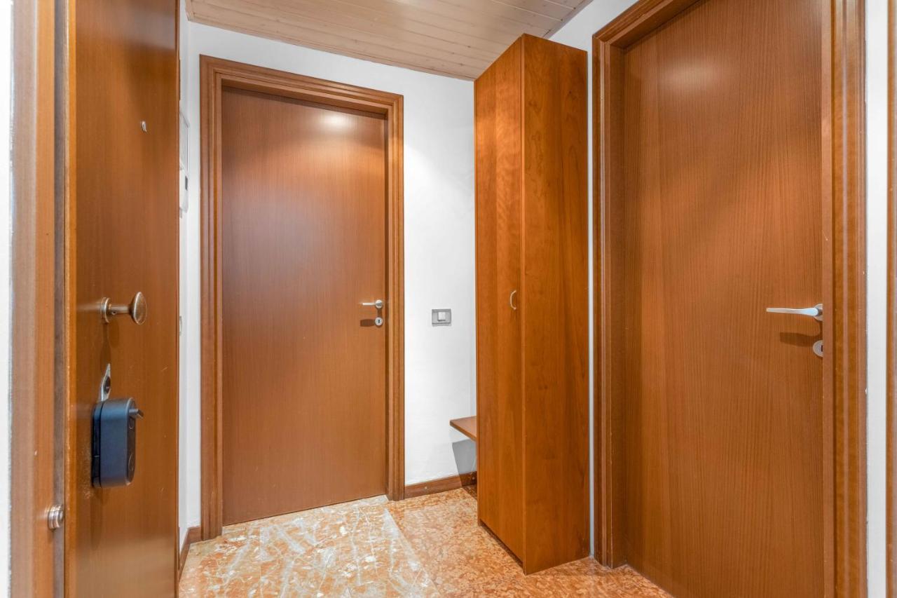 Apartament Zona Navigli - Smart House Con Tv 50 E Fast Wifi Mediolan Zewnętrze zdjęcie