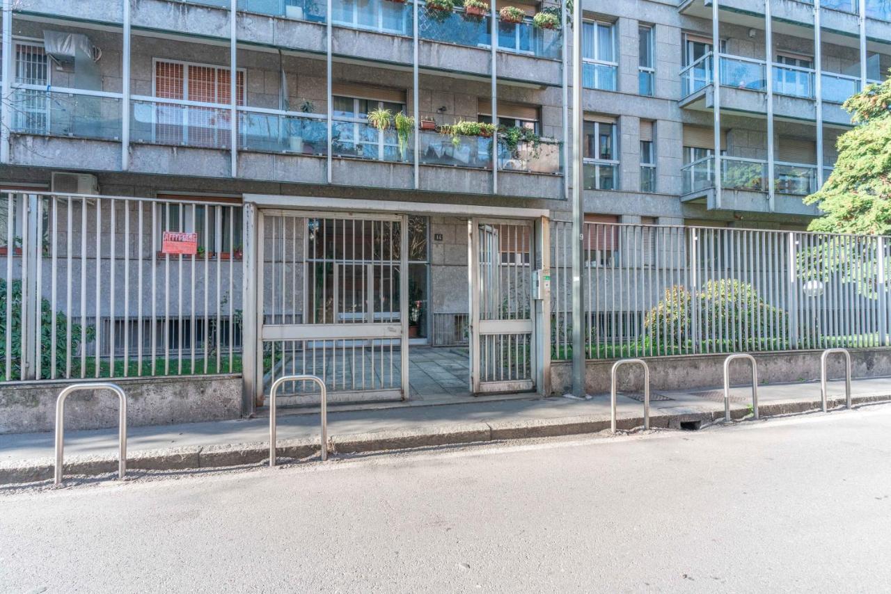 Apartament Zona Navigli - Smart House Con Tv 50 E Fast Wifi Mediolan Zewnętrze zdjęcie